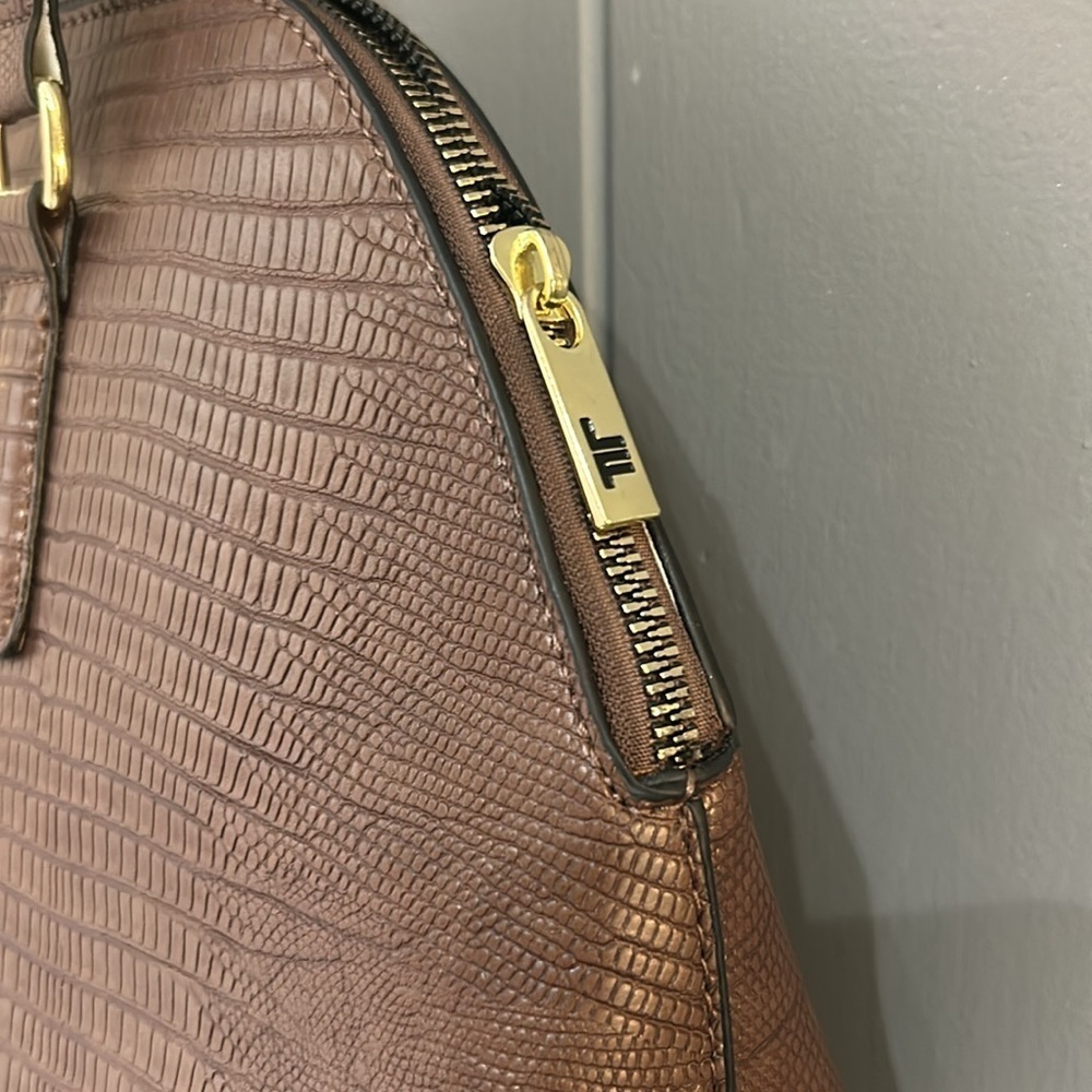 NWT LONDON FOG Caroline Lizard Satchel Brown - Picture 5 of 9